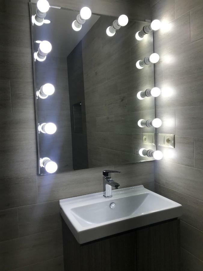 Luxury 4-Bedroom Apartment In The Center Tbilisi Exterior foto